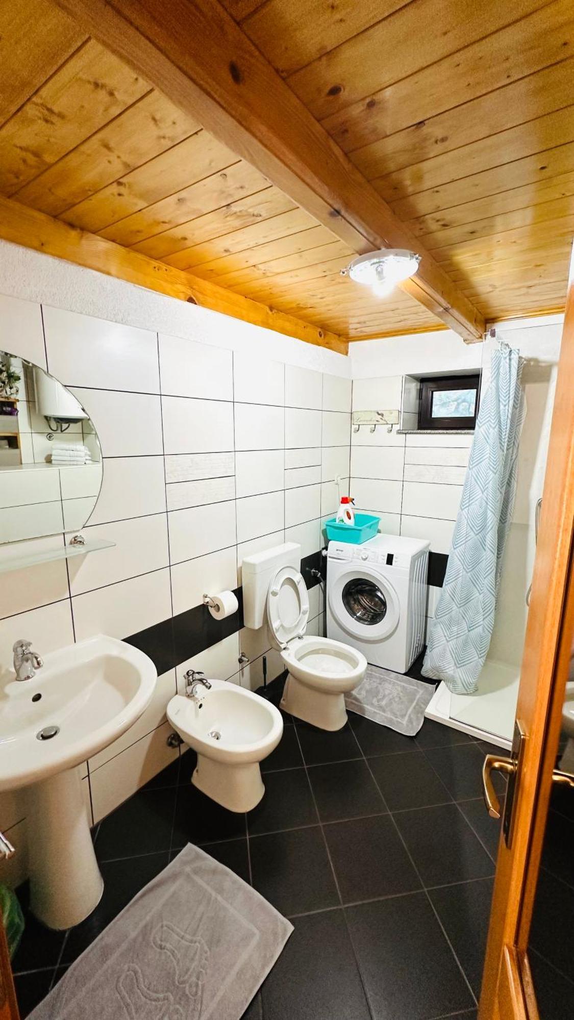 Apartment Paolo Сень Екстер'єр фото